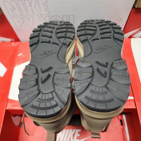 Nike Manoadome 'Khaki' Sneakers (1022) - Picture 5 of 5